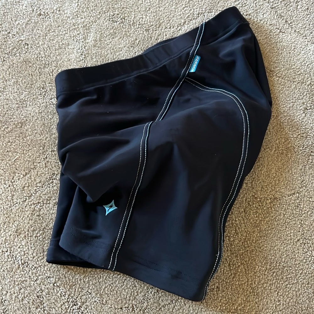 Specialized women’s padded bike short. Size sm.